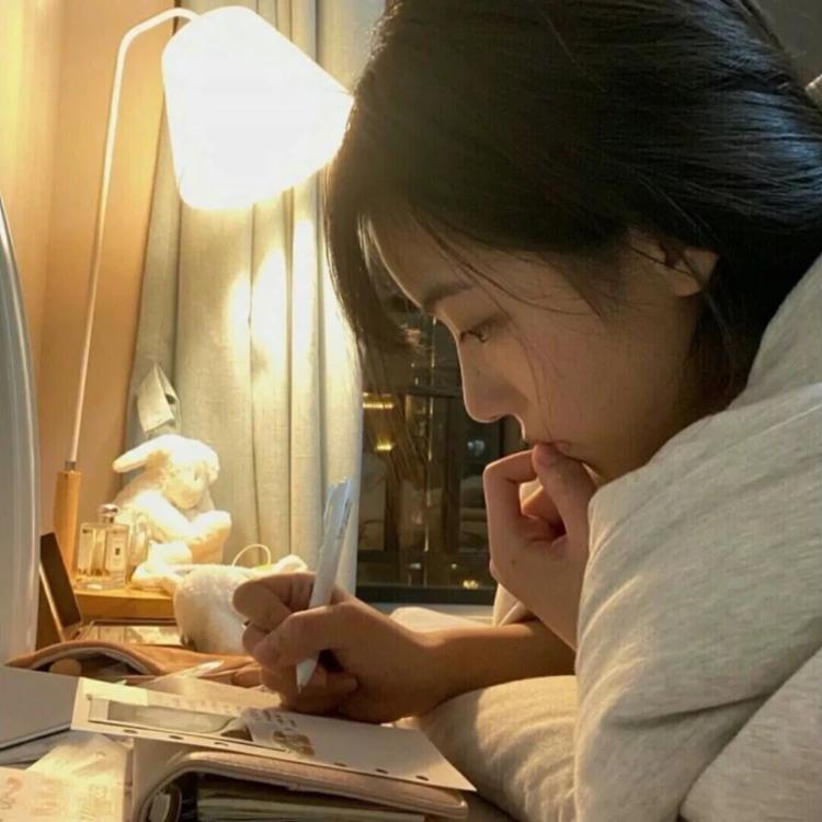 绯村剑心（原名：绯村心太；身份：飞天御剑流十四代传人、“刽子手拔刀斋”） - 天堂视频在线观看1 - 线上视频